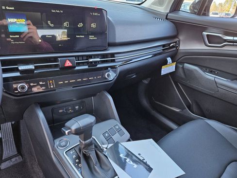 New 2026 Kia Sportage EX image 13