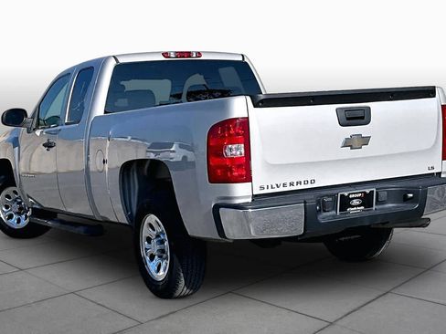 Used 2009 Chevrolet Silverado 1500 W/T w/ LS Package RWD image 11