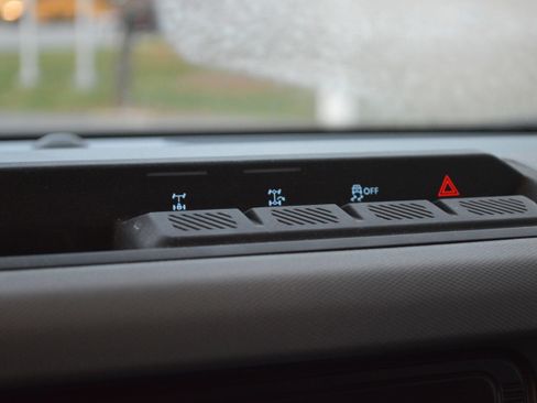 Used 2023 Ford Bronco Black Diamond image 18