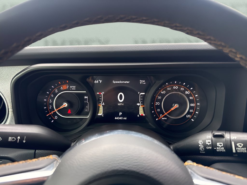 Used 2024 Jeep Wrangler Unlimited Sahara w/ Dual Top Group AWD/4WD image 23