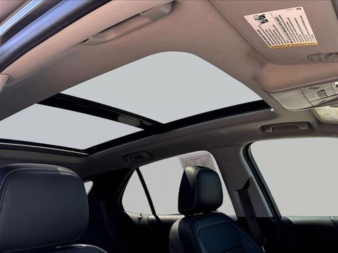 Used 2022 Chevrolet Equinox Premier AWD/4WD image 29