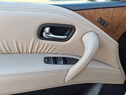 Used 2024 Nissan Armada SL w/ Captain's Chairs Package image 14