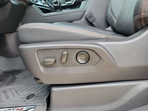 Used 2024 GMC Sierra 1500 AT4 w/ AT4 Premium Package AWD/4WD image 16