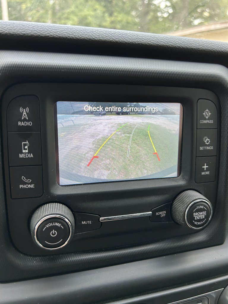Used 2018 Jeep Wrangler Unlimited Sport AWD/4WD image 9