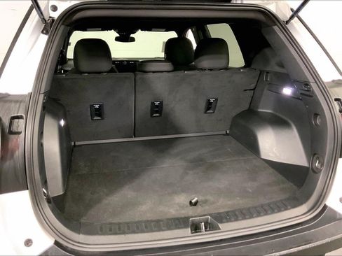 Used 2025 GMC Terrain Elevation FWD image 4