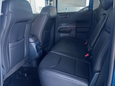 New 2026 Ford Maverick Lariat w/ Black Appearance Package image 7