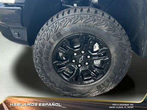 New 2025 Chevrolet Silverado 1500 ZR2 w/ Technology Package image 9