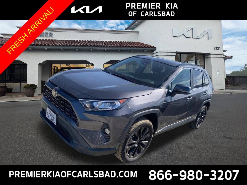 Used 2021 Toyota RAV4 XLE Premium FWD image 1