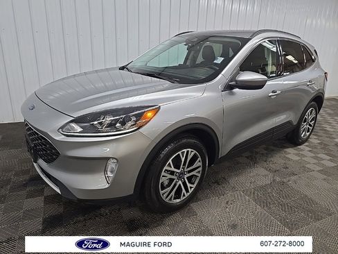 Used 2022 Ford Escape SEL w/ Technology Package image 8