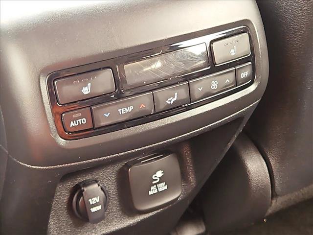 Used 2022 Hyundai Palisade SEL w/ 8P Bench Seat Package FWD image 18