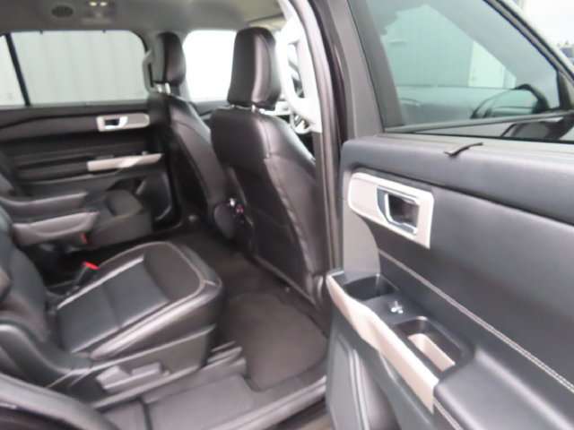 Used 2024 Ford Explorer Limited AWD/4WD image 30
