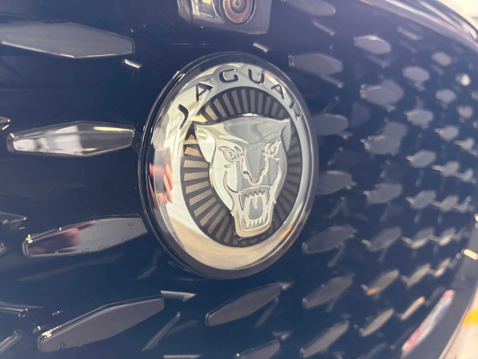 Used 2026 Jaguar F-PACE R-Dynamic S AWD/4WD image 23