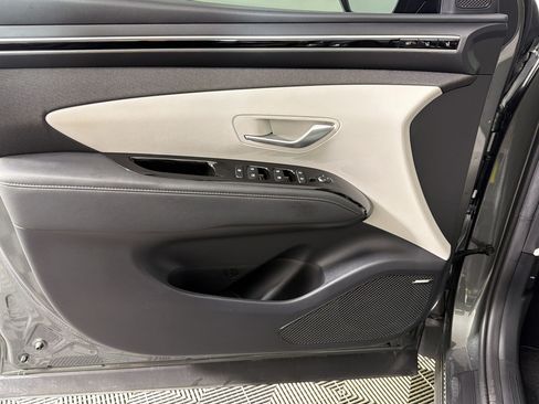 Used 2022 Hyundai Tucson Limited w/ Cargo Package FWD image 12