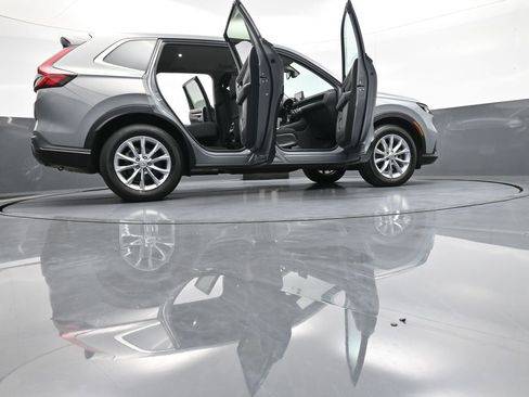 Certified 2024 Honda CR-V EX image 47