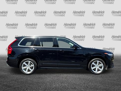 Used 2021 Volvo XC90 T5 Momentum AWD/4WD image 3
