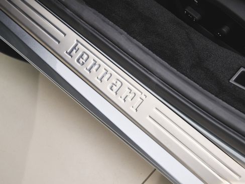 Used 2023 Ferrari F8 Tributo image 49