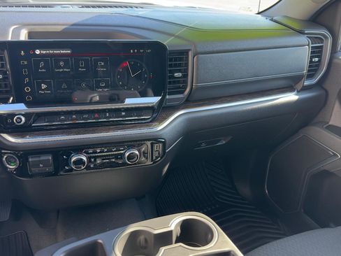 Used 2026 GMC Sierra 1500 Elevation image 10