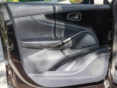 Used 2025 Aston Martin DBX 707 image 15