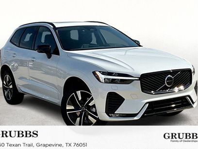 New 2026 Volvo XC60 B5 Core w/ Climate Package