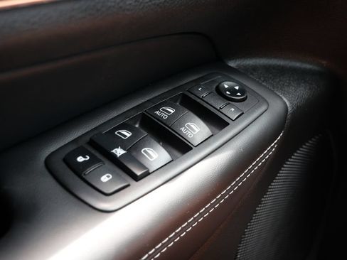 Used 2021 Jeep Grand Cherokee Limited w/ Quick Order Package 28K 80th AWD/4WD image 29