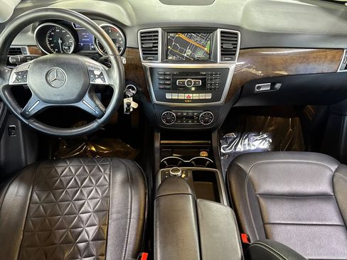 Used 2012 Mercedes-Benz ML 350 BlueTEC 4MATIC image 28