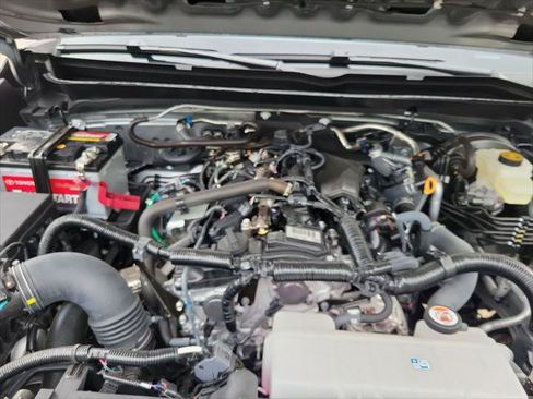 Certified 2026 Toyota Tacoma SR5 AWD/4WD image 34