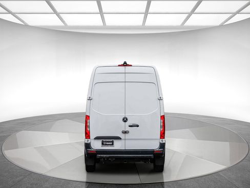 Used 2023 Mercedes-Benz Sprinter 144 Cargo image 3