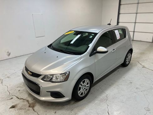 Used 2020 Chevrolet Sonic LT image 5