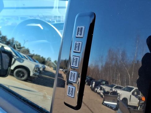 Used 2022 Ford F150 XLT w/ Equipment Group 302A High image 15