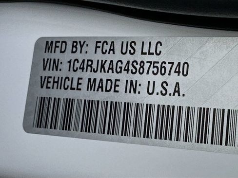 New 2025 Jeep Grand Cherokee L Altitude AWD/4WD image 17
