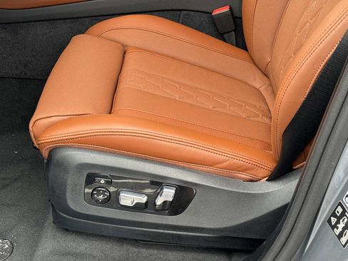 New 2026 BMW X5 M60i AWD/4WD image 21