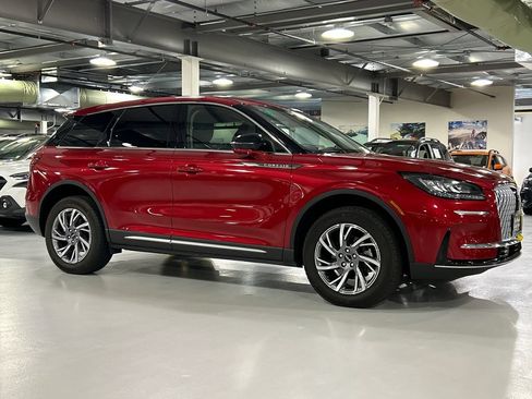 Certified 2023 Lincoln Corsair AWD w/ Equipment Group 101A image 1