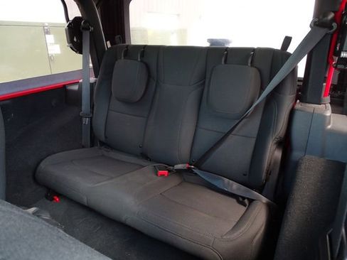 Used 2022 Jeep Wrangler Sport image 17