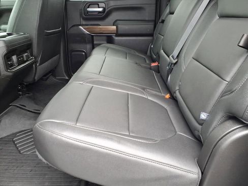 Used 2021 Chevrolet Silverado 1500 LT Trail Boss w/ Convenience Package II image 16