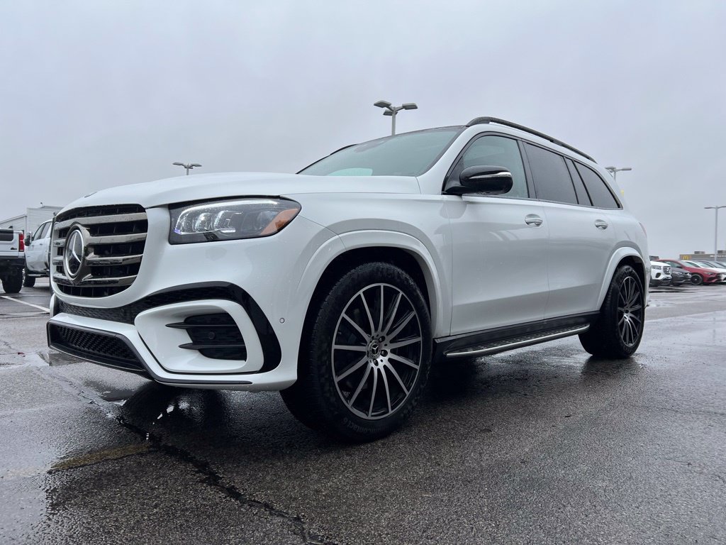 Certified 2025 Mercedes-Benz GLS 580 4MATIC image 9