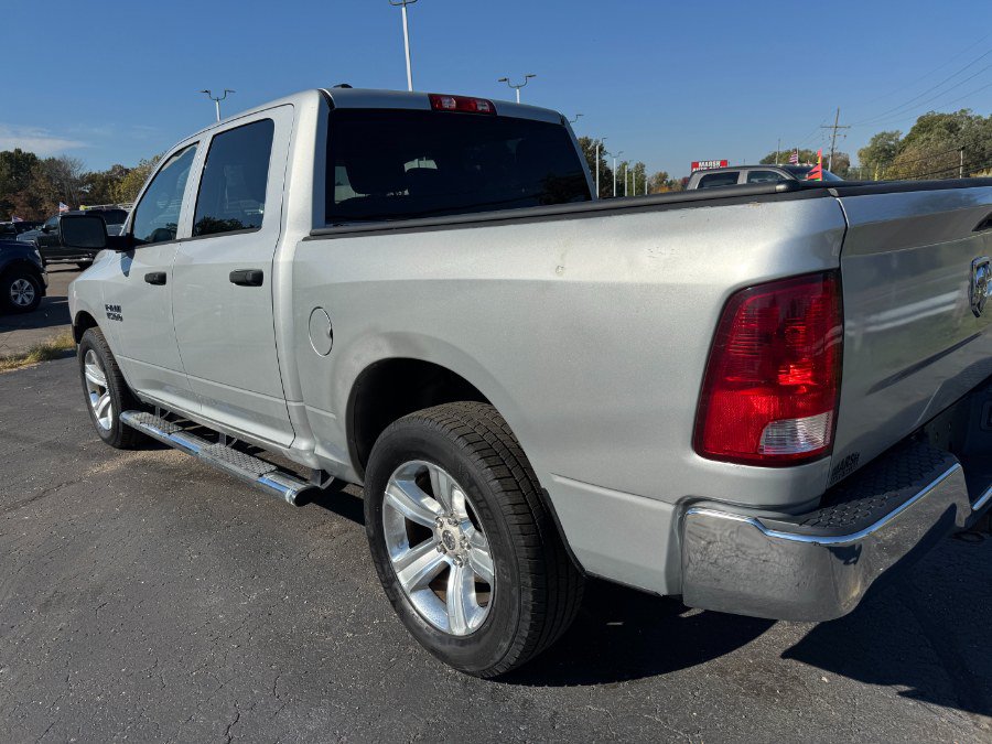 Used 2014 RAM 1500 ST w/ SXT Appearance Group AWD/4WD image 10