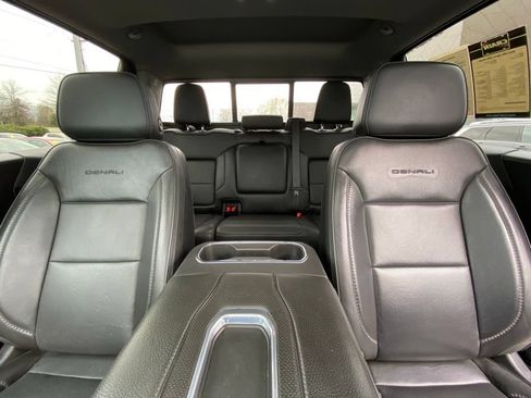 Used 2022 GMC Sierra 1500 Denali AWD/4WD image 29