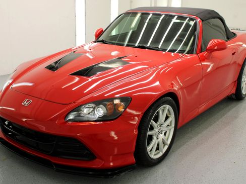 Used 2004 Honda S2000 image 15