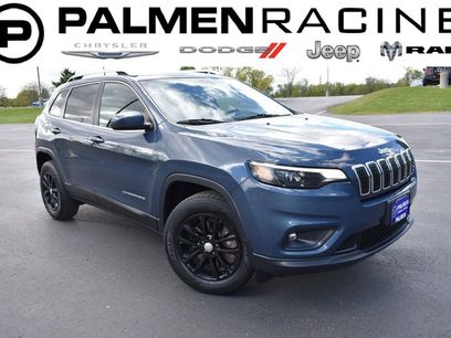 Used 2019 Jeep Cherokee Latitude Plus w/ Comfort/Convenience Group