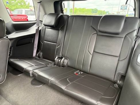 Used 2017 GMC Yukon Denali w/ Open Road Package AWD/4WD image 31