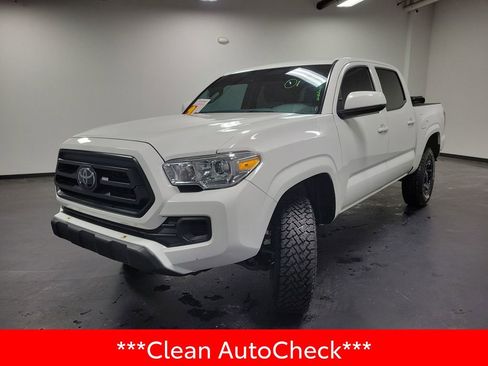 Used 2023 Toyota Tacoma SR image 4