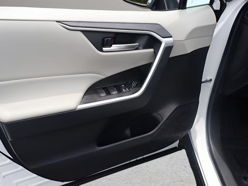 Certified 2024 Toyota RAV4 XLE Premium FWD image 9