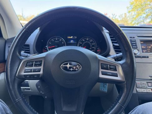 Used 2014 Subaru Outback 2.5i Limited image 14