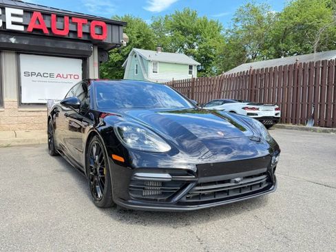 Used 2017 Porsche Panamera Turbo AWD/4WD image 4
