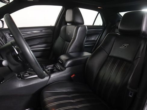 Used 2023 Chrysler 300 S image 29