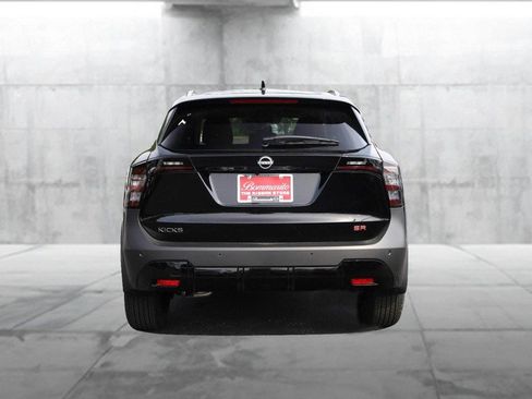 New 2025 Nissan Kicks SR image 6
