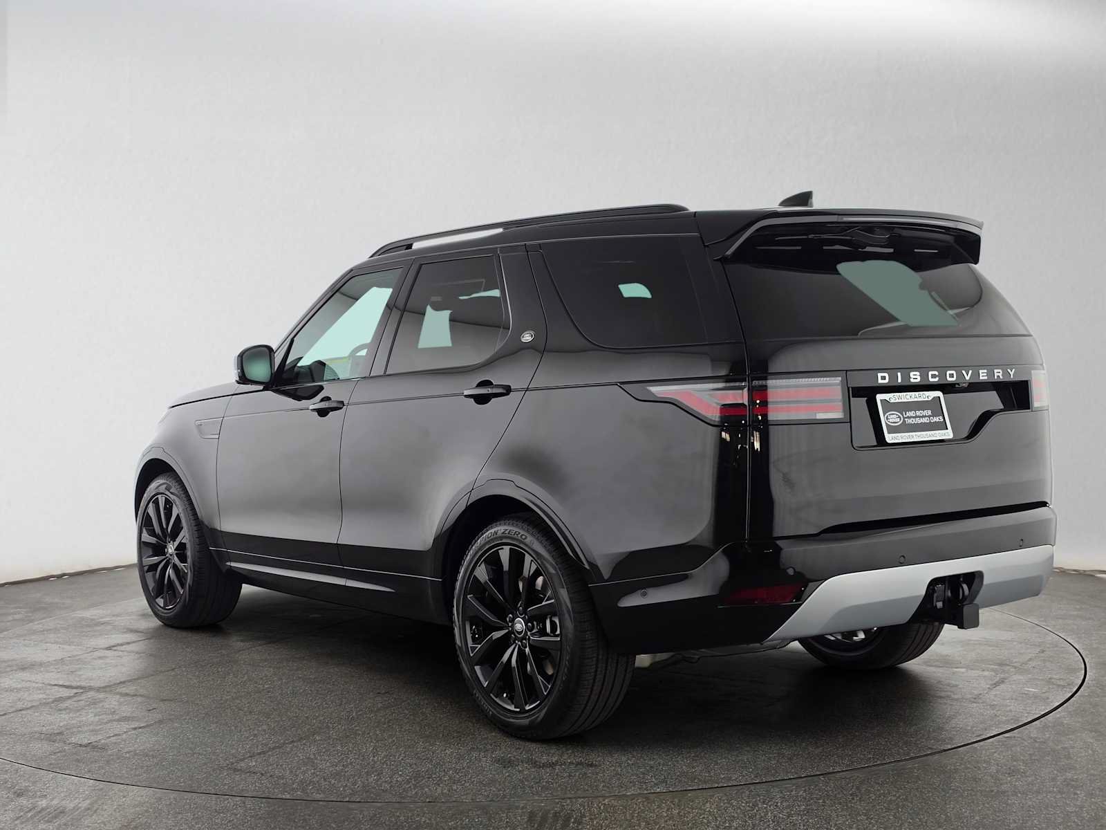 New 2026 Land Rover Discovery Limited Edition AWD/4WD image 3