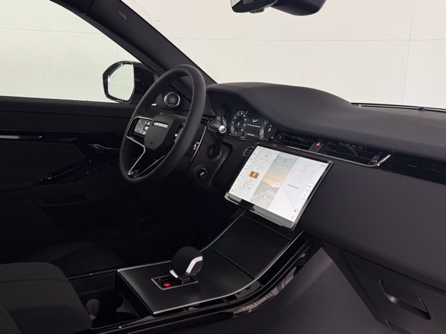 Used 2026 Land Rover Range Rover Evoque S AWD/4WD image 18