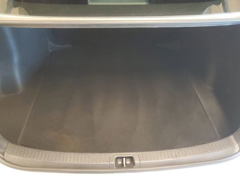 Used 2023 Toyota Corolla LE image 8