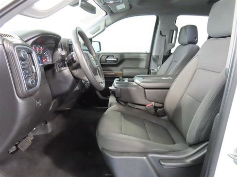 Used 2020 Chevrolet Silverado 1500 LT w/ Trailering Package image 16